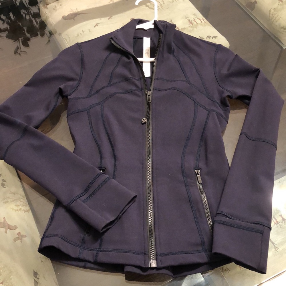 Lululemon Define Jacket size 2, Inkwell